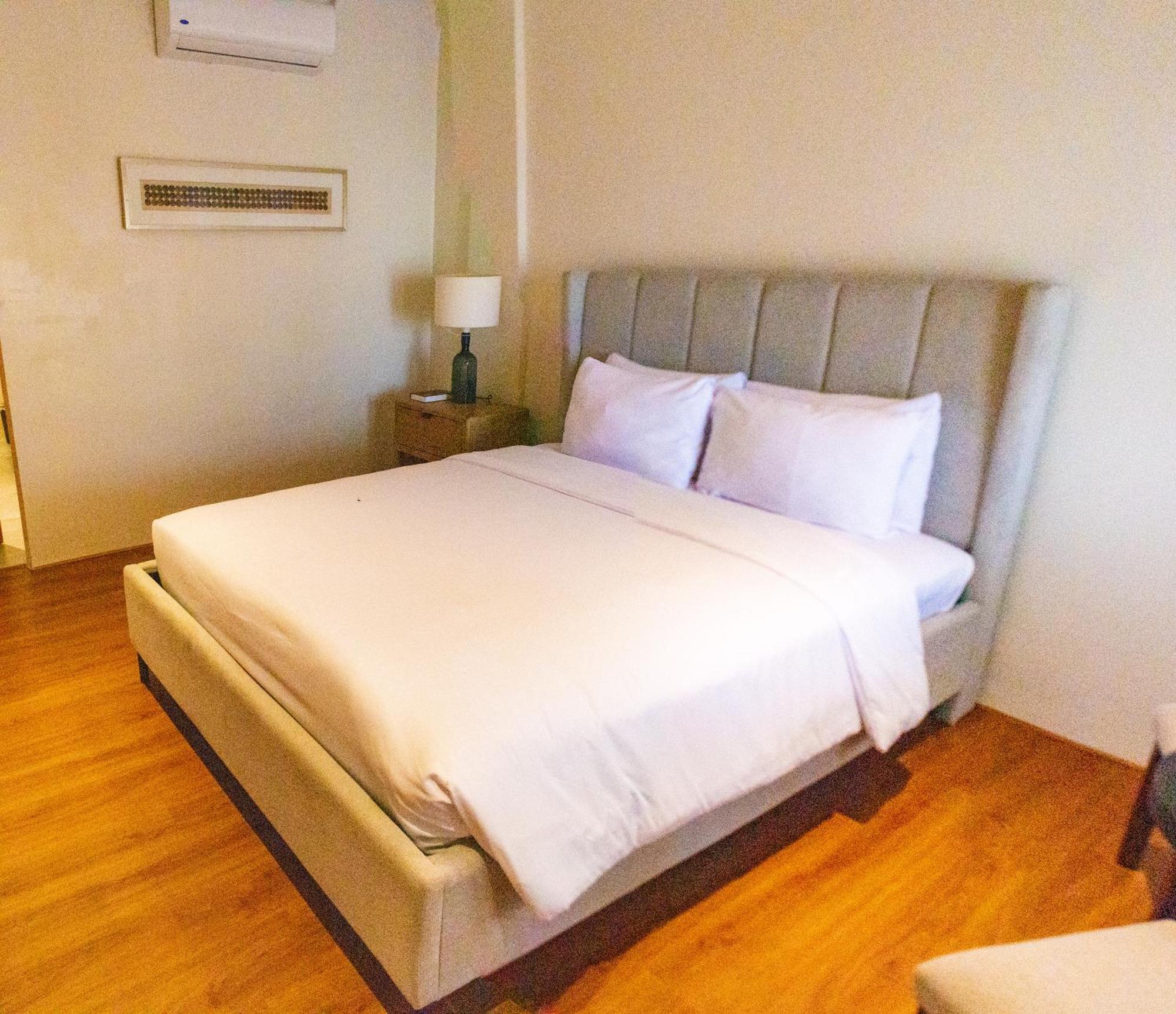 Whiterock Beach Hotel And Waterpark Subic Bay Dış mekan fotoğraf
