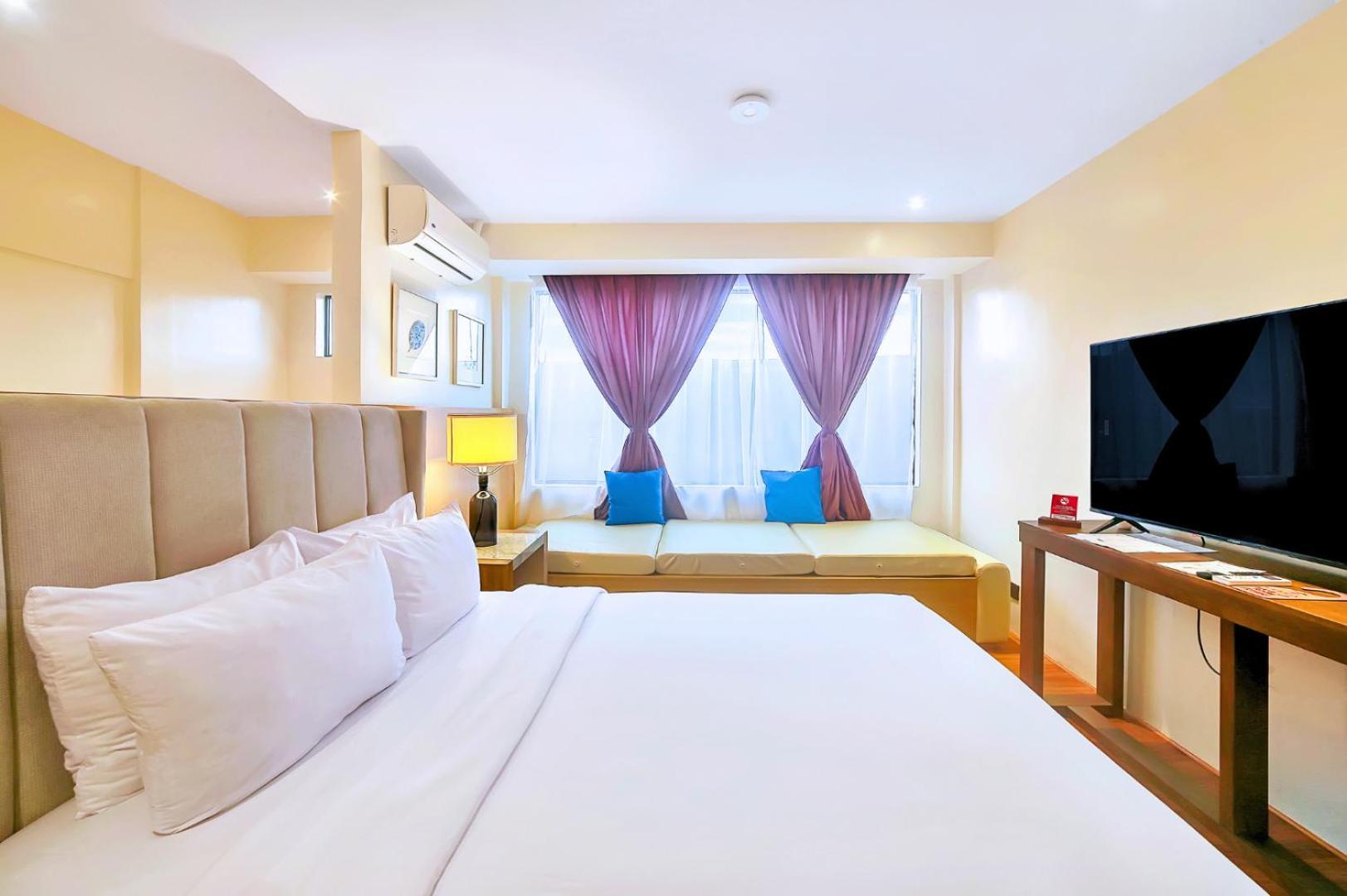Whiterock Beach Hotel And Waterpark Subic Bay Dış mekan fotoğraf
